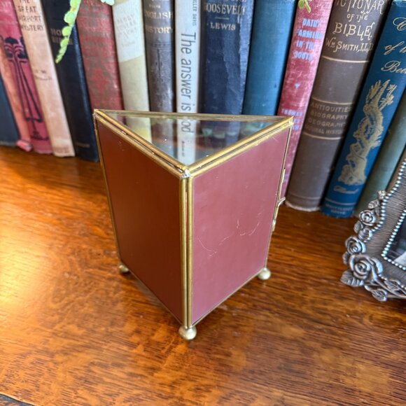 Vintage Glass/Mirrors & Brass Triangular Box with Flowers - Picture 6 of 13